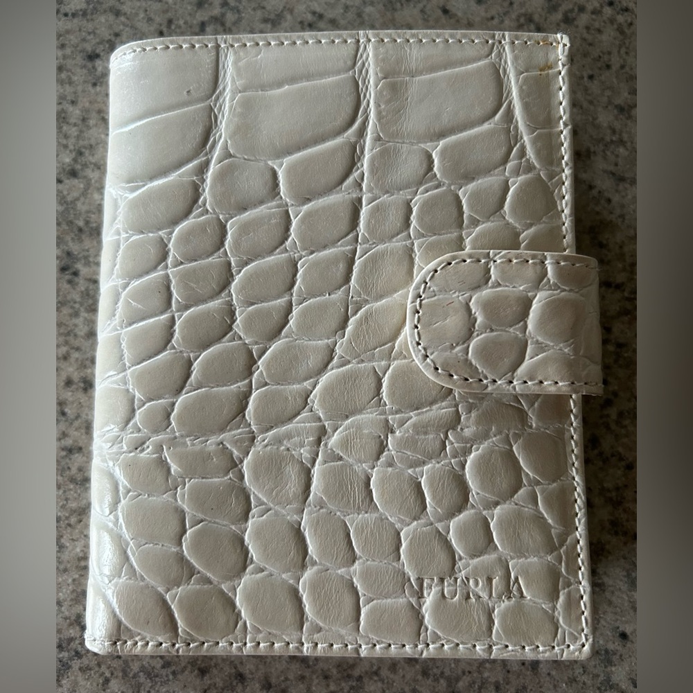 FURLA White/Beige Croc Embossed Wallet